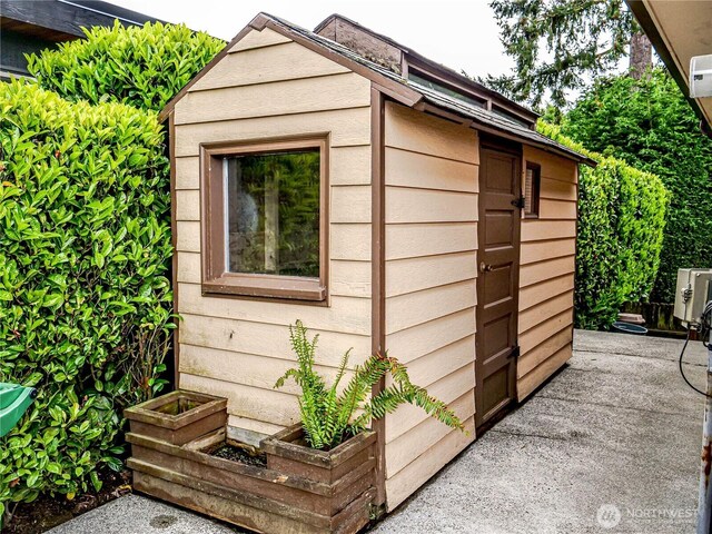 1709 NW 99th St, Seattle, WA 98117 - view of outdoor structure