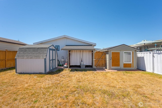2240 W Broadway Ave Unit 25, Moses Lake, WA 98837 - view of rear view of house