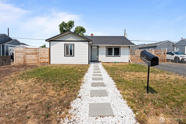 135 F St SE, Ephrata, WA 98823 - single story home with a chimney