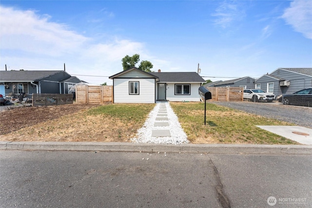 135 F St SE, Ephrata, WA 98823 - view of front of house