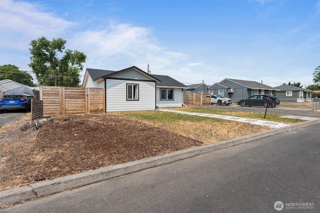 135 F St SE, Ephrata, WA 98823 - view of ranch-style house