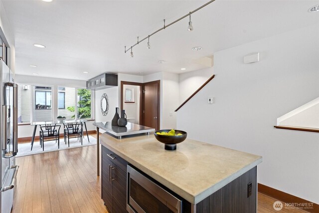 566 Mcgraw St, Seattle, WA 98109 - photo 17