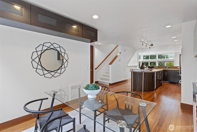 566 Mcgraw St, Seattle, WA 98109 - photo 20
