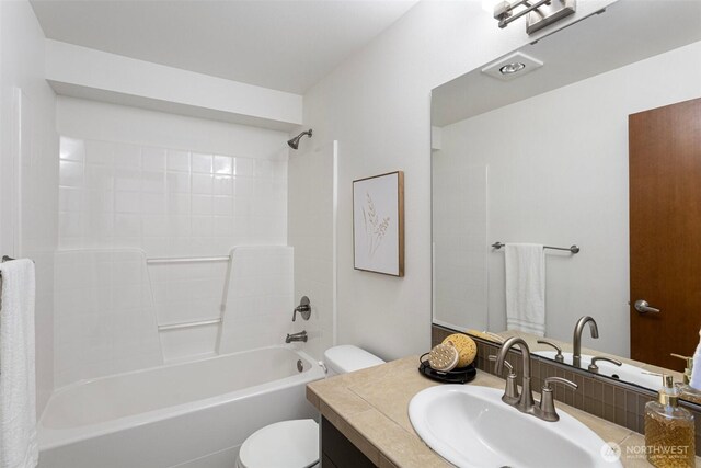 566 Mcgraw St, Seattle, WA 98109 - photo 24