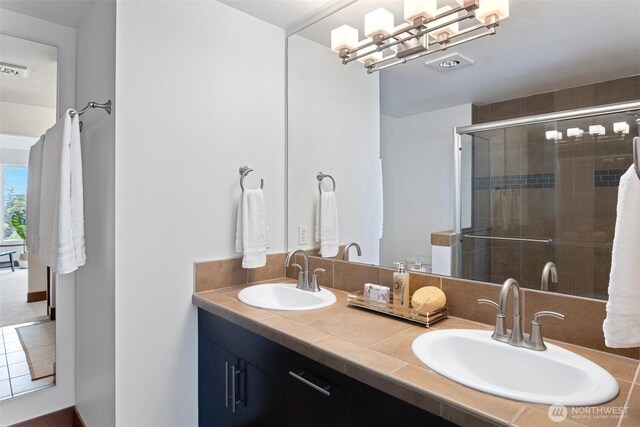 566 Mcgraw St, Seattle, WA 98109 - photo 31