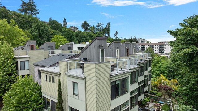 566 Mcgraw St, Seattle, WA 98109 - photo 39