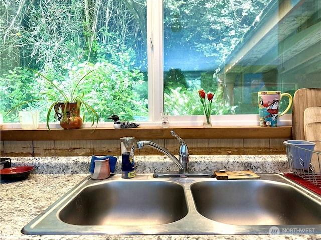 27805 L Pl, Ocean Park, WA 98640 - kitchen view of a sink