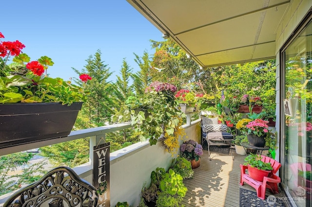 7930SE 34th St Unit 209, Mercer Island, WA 98040 - view of balcony
