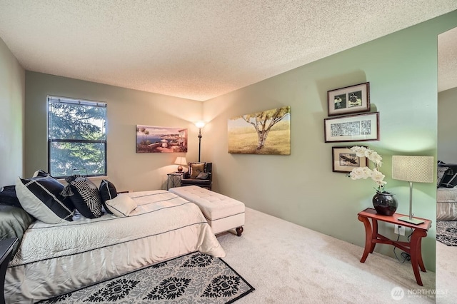 7930SE 34th St Unit 209, Mercer Island, WA 98040 - bedroom featuring carpet and a textured ceiling