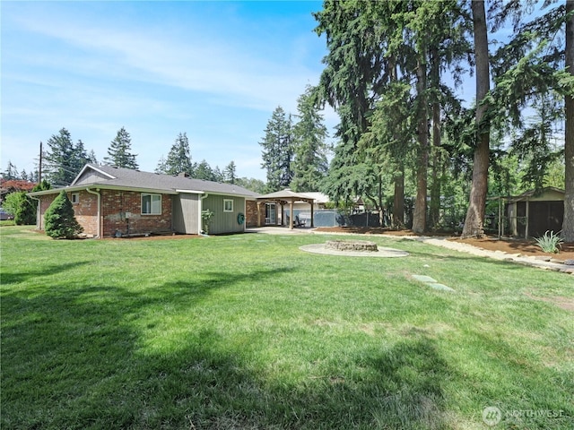 15518SE 304th Pl, Kent, WA 98042 - view of grassy yard with a shed