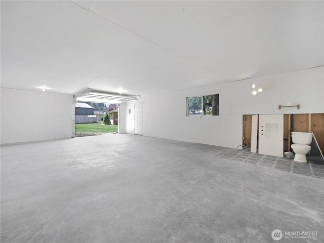 15518SE 304th Pl, Kent, WA 98042 - view of garage