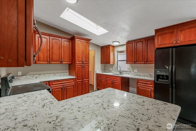 3001 S 288th Unit 89, Federal Way, WA 98003 - kitchen with black refrigerator with ice dispenser, range with electric cooktop, lofted ceiling, a sink, and a skylight