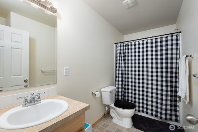 17814 97th Ln E, Puyallup, WA 98375 - bathroom with vanity and a shower with shower curtain