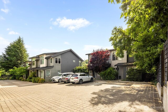 5175 42nd Ave S, Seattle, WA 98118 - view of decorative road