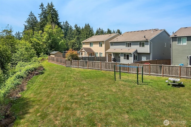 15527 E 82nd Ave E, Puyallup, WA 98375 - view of yard featuring a residential view