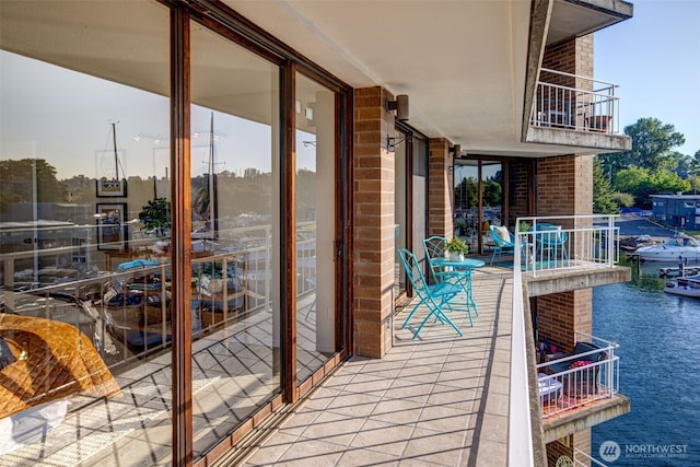 9500 Rainier Ave S Unit 303, Seattle, WA 98118 - balcony with a water view