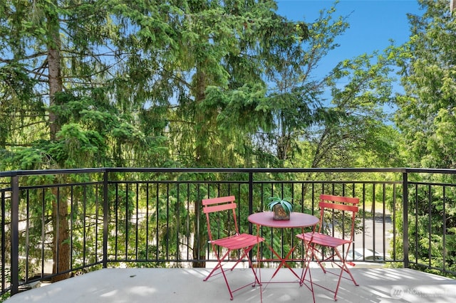 2840 139th Ave SE Unit 9, Bellevue, WA 98005 - view of balcony