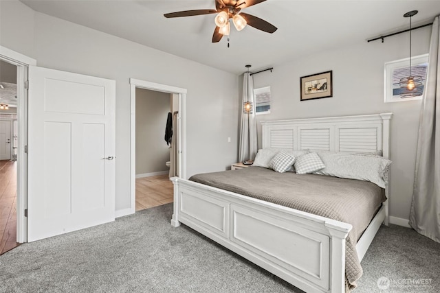 918 N M Loop Dr SW, Quincy, WA 98848 - bedroom featuring carpet, ensuite bathroom, and ceiling fan