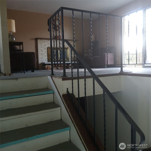11072 Peacock Ln, Burlington, WA 98233 - view of stairs