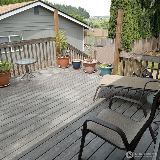11072 Peacock Ln, Burlington, WA 98233 - view of deck