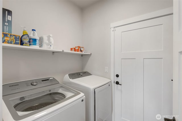 9386 Albert Way SE, Moses Lake, WA 98837 - laundry room with washer and dryer