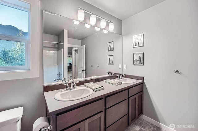 3592 SE 16th St, North Bend, WA 98045 - full bath featuring double vanity and toilet