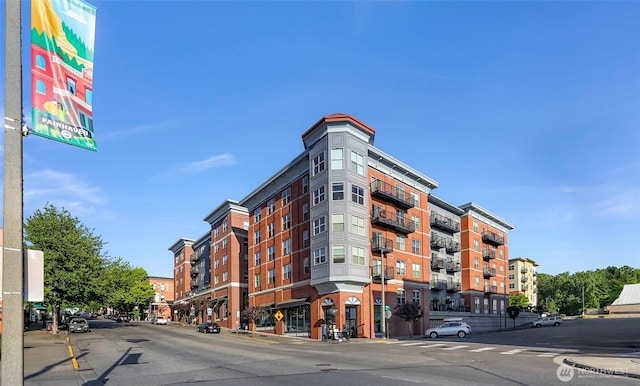 910 Harris Ave Unit 304, Bellingham, WA 98225 - view of apartment building / complex