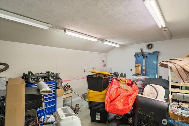 229 N Garfield Ave, Wenatchee, WA 98801 - view of garage