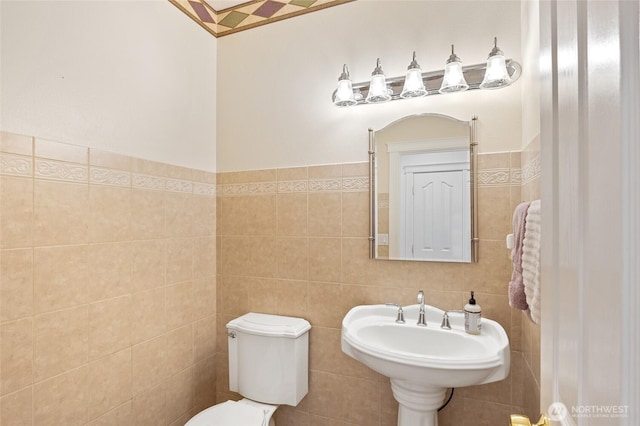 7322 NE Blue Goose Rd, Moses Lake, WA 98837 - half bath with tile walls and toilet