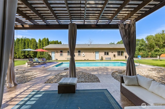7322 NE Blue Goose Rd, Moses Lake, WA 98837 - swimming pool featuring a pergola, outdoor lounge area, and a patio area