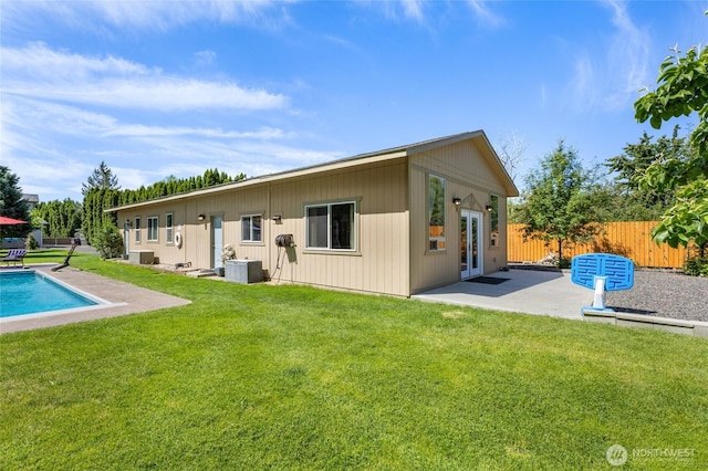 7322 NE Blue Goose Rd, Moses Lake, WA 98837 - rear view of house with a patio