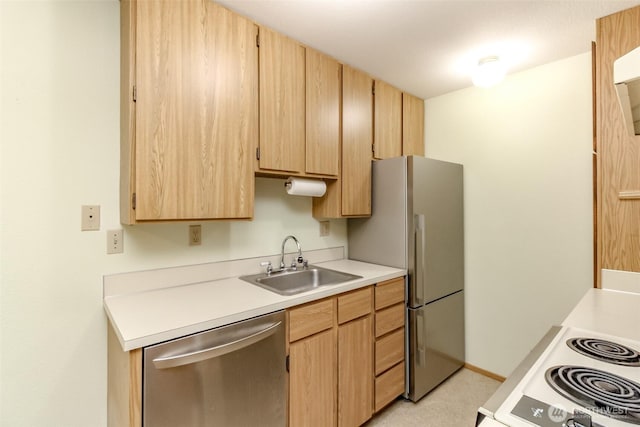 25735 115th St SE Unit B102, Kent, WA 98030 - kitchen with appliances with stainless steel finishes, light brown cabinetry, and light countertops