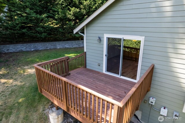 3706 54th St E, Tacoma, WA 98443 - wooden deck featuring a lawn