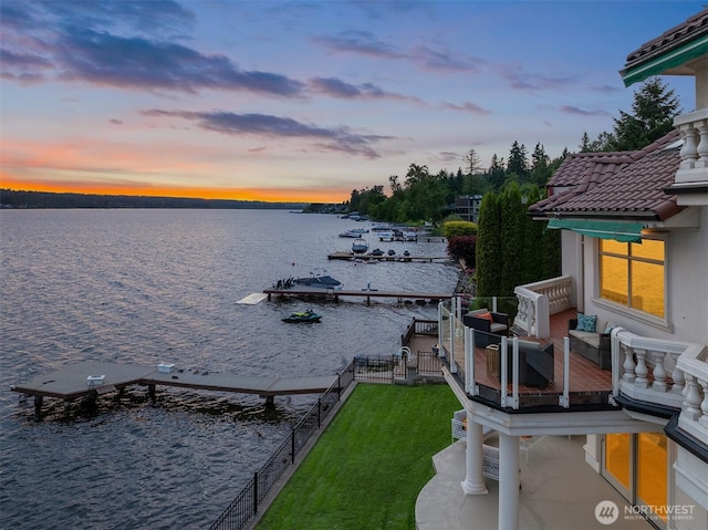 2819 E Lake Sammamish Pkwy NE, Sammamish, WA 98074 - water view with a boat dock