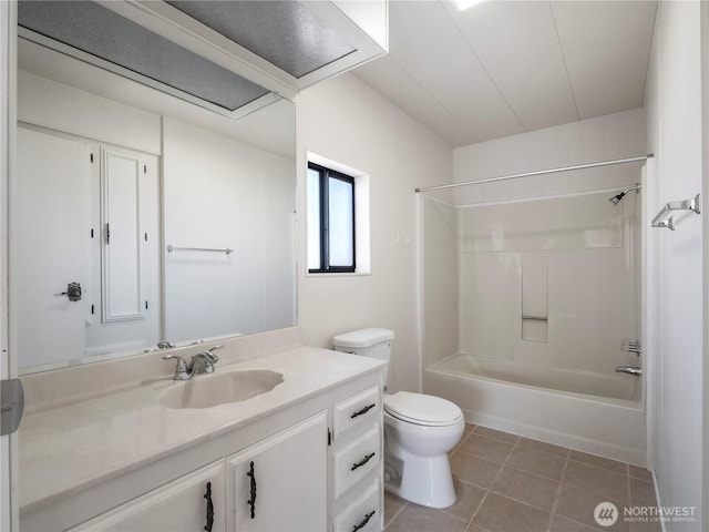 11436 SE 208th St Unit 45, Kent, WA 98031 - full bath featuring vanity, tub / shower combination, and tile patterned flooring