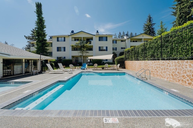 12906 8th Ave W Unit C102, Everett, WA 98204 - community pool featuring a patio