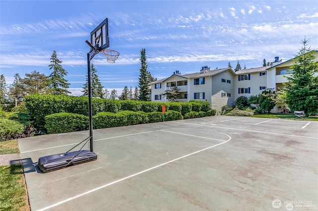 12906 8th Ave W Unit C102, Everett, WA 98204 - view of sport court with community basketball court