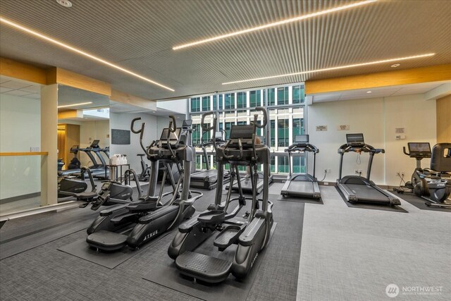 10700 NE 4th St Unit 712, Bellevue, WA 98004 - gym with expansive windows