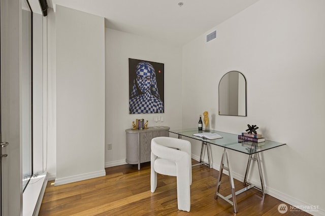 10700 NE 4th St Unit 712, Bellevue, WA 98004 - home office with wood finished floors and baseboards