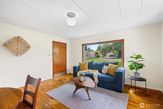 3032 Tulip Rd, Bellingham, WA 98225 - living area featuring wood finished floors and baseboards