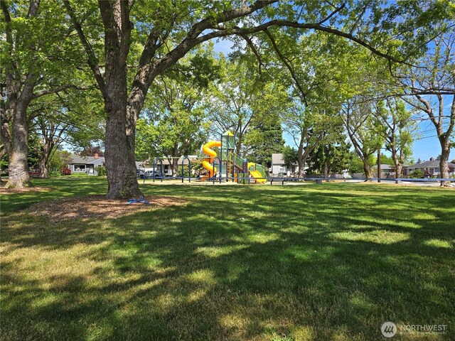 3032 Tulip Rd, Bellingham, WA 98225 - view of green lawn