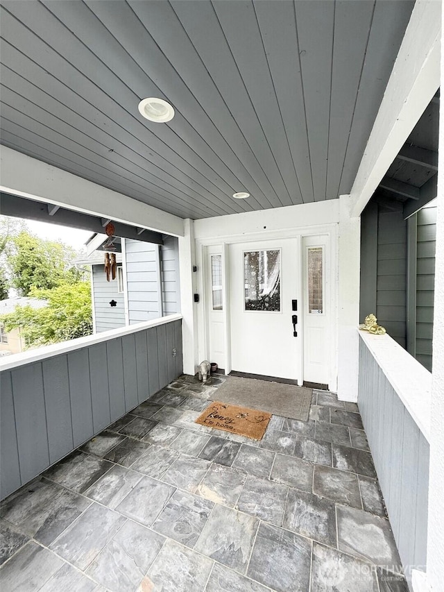 9844 Arrowsmith Ave S, Seattle, WA 98118 - view of patio