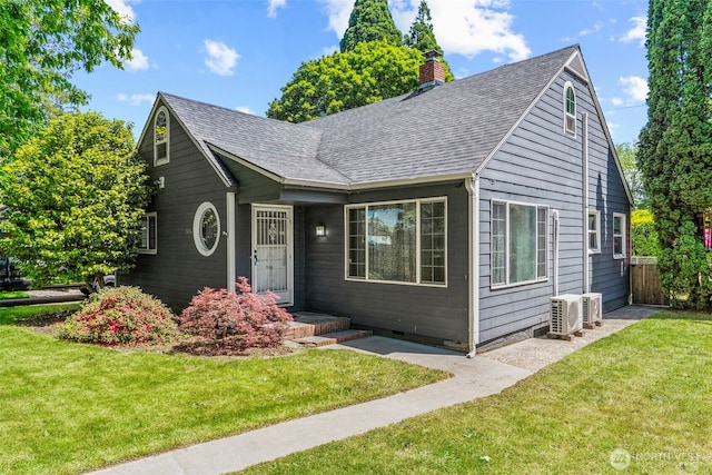516 26th Ave, Longview, WA 98632 - view of front of home featuring a shingled roof and a chimney
