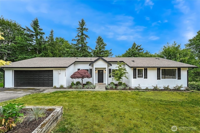 13428 SE 302nd Pl, Auburn, WA 98092 - view of front of property with driveway, a front lawn, and a garage
