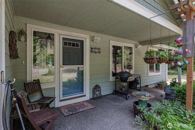 5626 Thane Ln SE, Port Orchard, WA 98367 - entrance to property featuring a porch