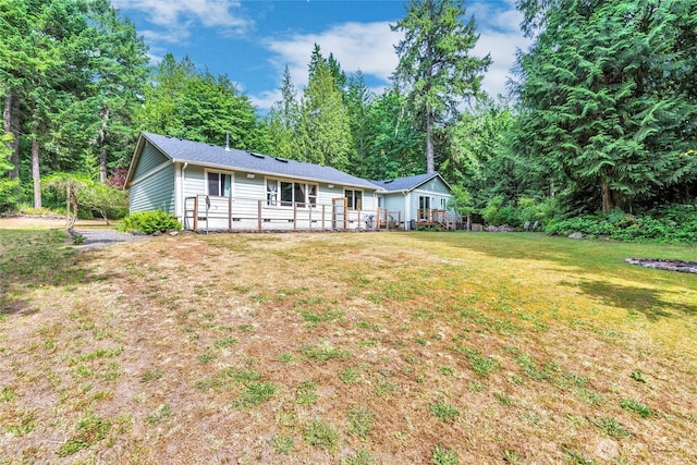 5626 Thane Ln SE, Port Orchard, WA 98367 - view of front of house with a front lawn