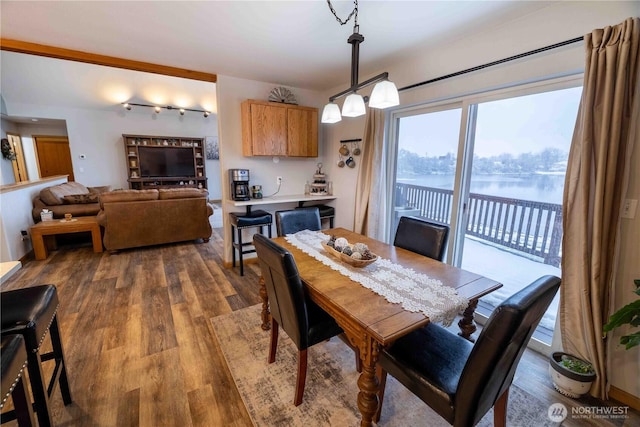 7 Sunset Lakes Rd, Omak, WA 98841 - dining area with wood finished floors