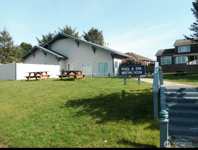 210 26th St NW Unit 106, Long Beach, WA 98361 - rear view of property