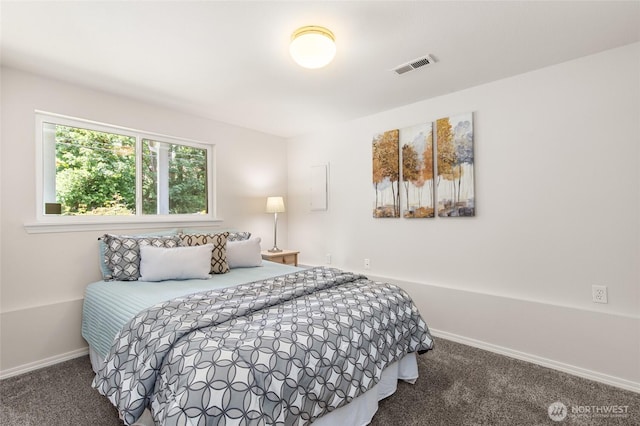 19508 23rd Ave NE, Shoreline, WA 98155 - carpeted bedroom with baseboards