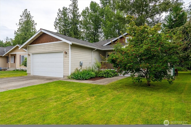 424 Wilson Ln, Sumas, WA 98295 - view of front of house with an attached garage, a front lawn, and driveway